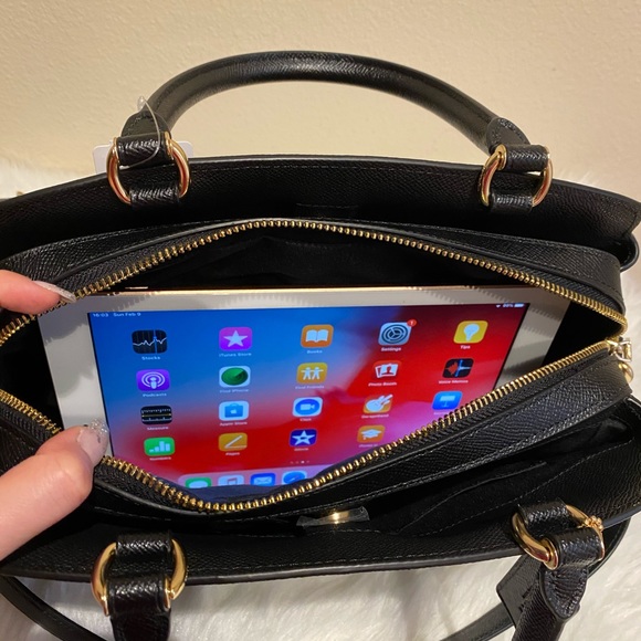 Coach purse and wallet set